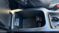 Volvo V40 D2 [122] R DESIGN Edition 5dr Diesel Hatchback